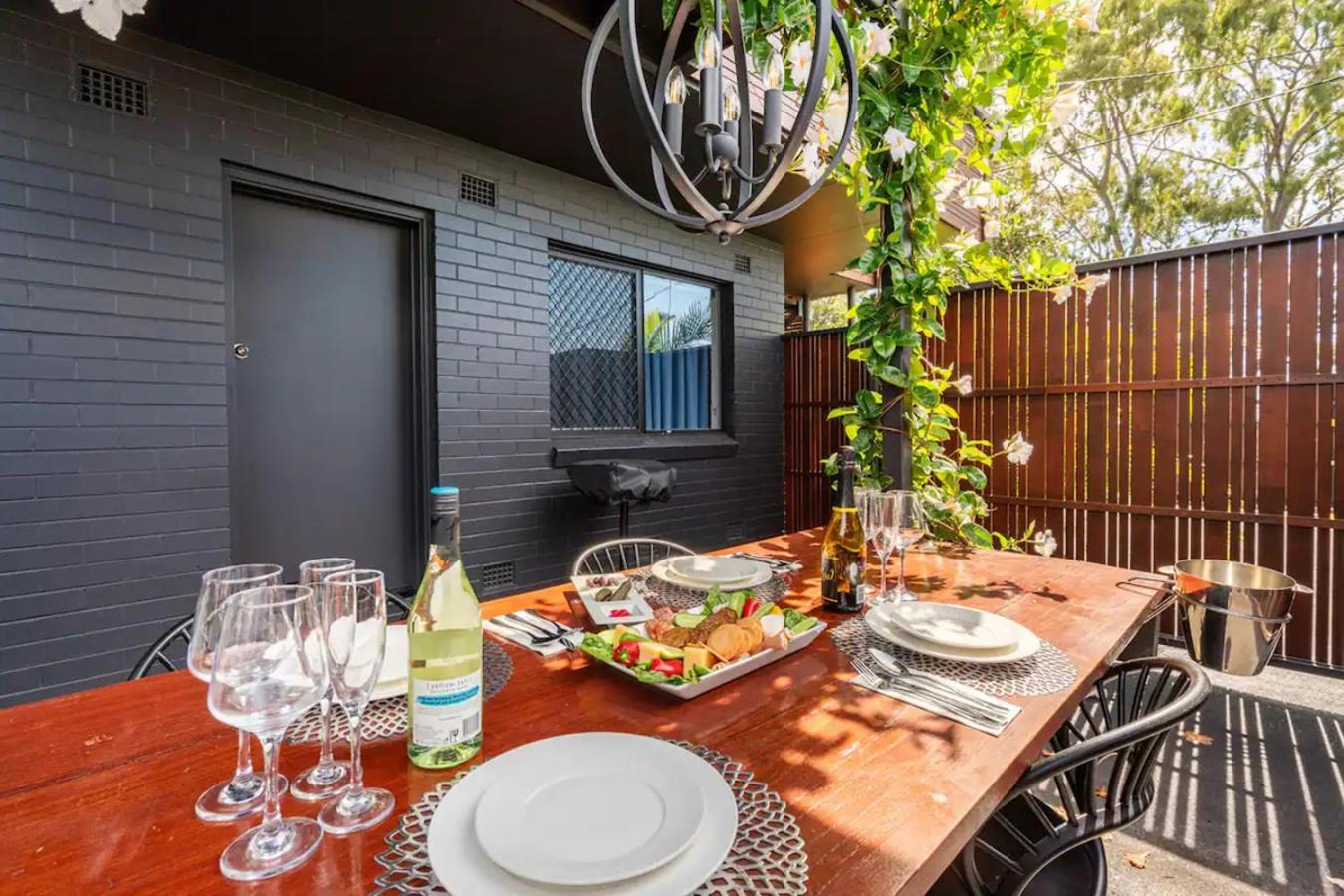 549 Apartments Hervey Bay Exterior foto